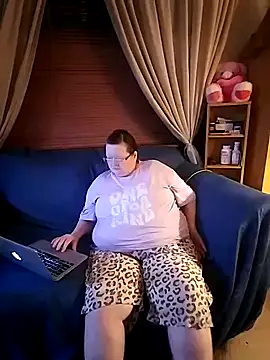 Bayou Woman68 online show from December 2025 11:54:01 PM