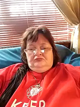 Snapshot of Bayou_Woman68 chatting on February 2026 02:18:01 PM Bayou Woman68 online show from February 2026 02:18:01 PM