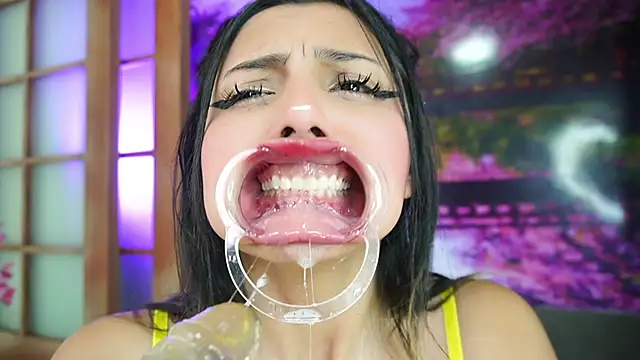 Snapshot of miss_lizith chatting on February 2025 02:33:01 PM miss lizith online show from February 2025 02:33:01 PM