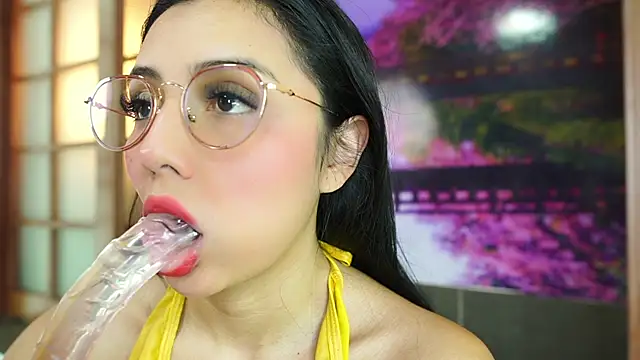 Snapshot of miss_lizith chatting on November 2025 11:10:01 AM miss lizith online show from November 2025 11:10:01 AM