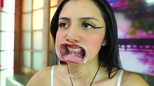 Snapshot of miss_lizith chatting on November 2025 11:10:03 AM miss lizith online show from November 2025 11:10:03 AM