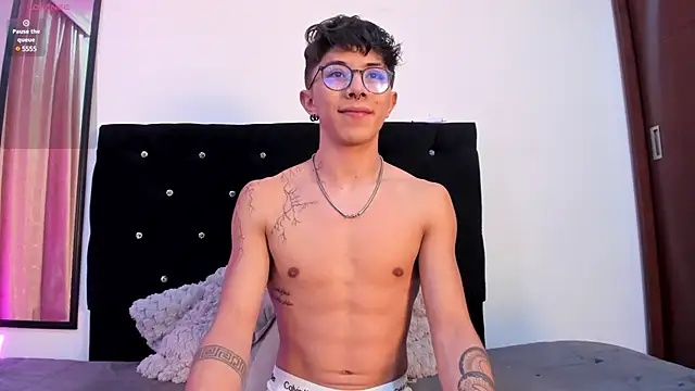 Snapshot of im__thomass chatting on December 2024 05:32:01 AM im thomass online show from December 2024 05:32:01 AM