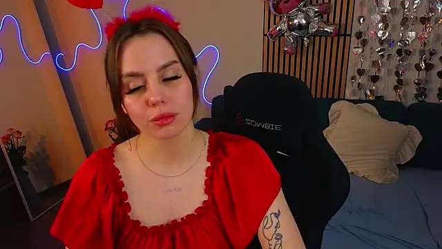 Aisha Riley online show from February 2026 03:41:02 PM