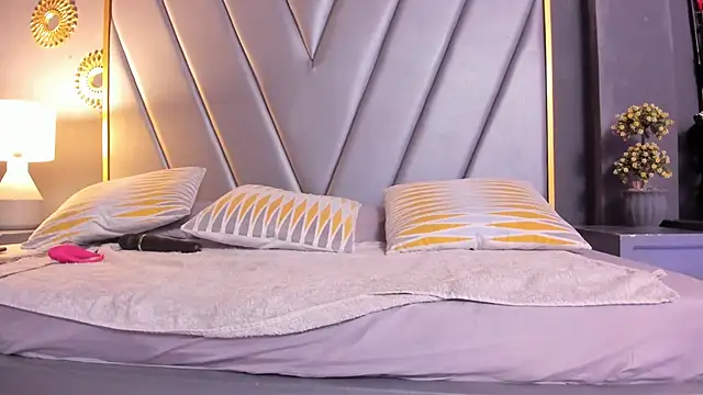 BrendaAdams  online show from July 2026 10:24:01 AM