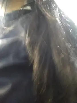  Miaaleon online show from March 2025 07:53:01 PM