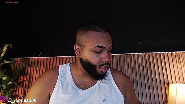 Snapshot of DilanJonnes_ chatting on October 2025 09:24:01 PM DilanJonnes online show from October 2025 09:24:01 PM