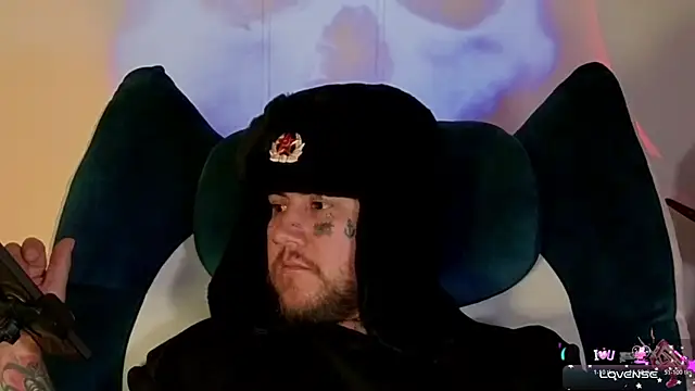 Ash gusbig online show from November 2025 03:28:01 AM