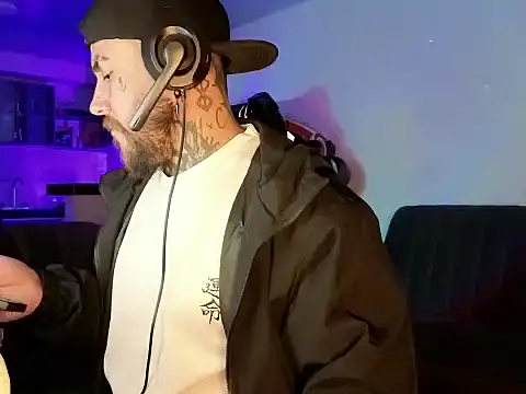 Snapshot of Ash_gusbig chatting on February 2026 03:49:02 AM Ash gusbig online show from February 2026 03:49:02 AM