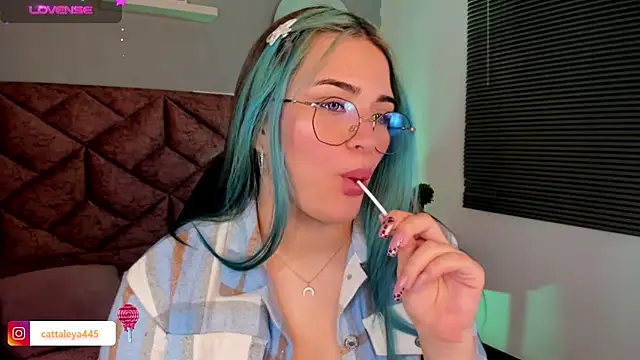 cattaleya    online show from January 2025 03:07:02 AM