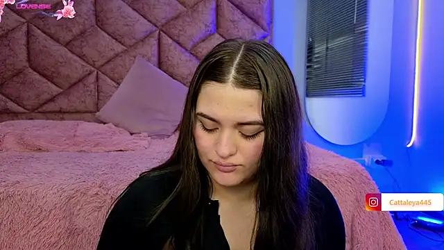 cattaleya    online show from March 2025 06:32:01 AM