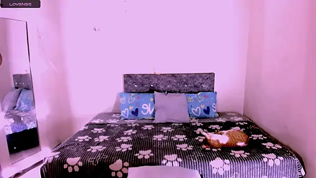 carolinemiller7 online show from March 2026 07:36:02 AM