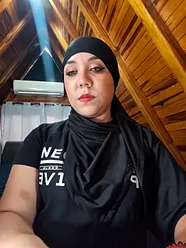 AmbarBurhan online show from February 2026 04:37:02 PM