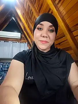 AmbarBurhan online show from April 2026 06:33:02 PM