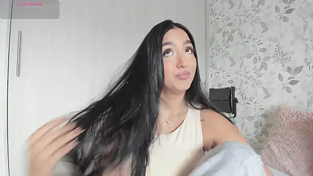 Snapshot of HannaSexTime chatting on April 2026 04:43:02 PM HannaSexTime online show from April 2026 04:43:02 PM