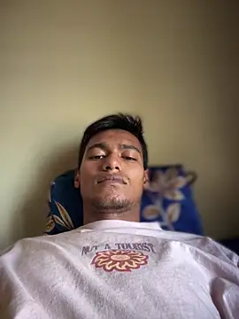 Snapshot of hairydude49 chatting on April 2026 07:28:01 AM hairydude49 online show from April 2026 07:28:01 AM