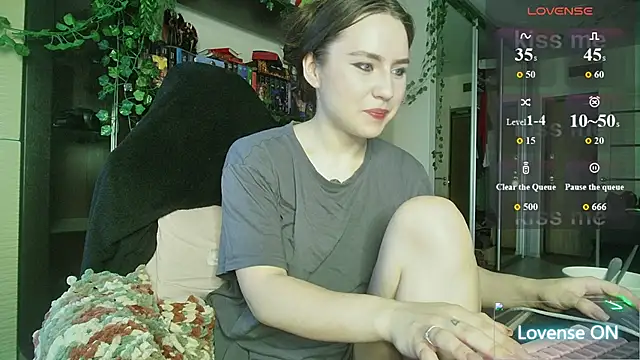 Snapshot of Aurora_workerr chatting on June 2026 03:24:02 PM Aurora workerr online show from June 2026 03:24:02 PM