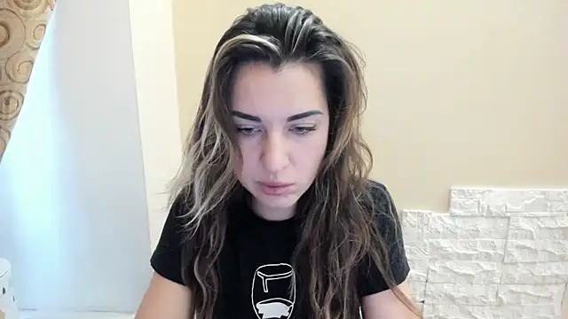 Summmmersky online show from December 2025 07:15:02 AM