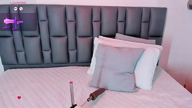 Abbyadams online show from November 2025 03:09:02 AM