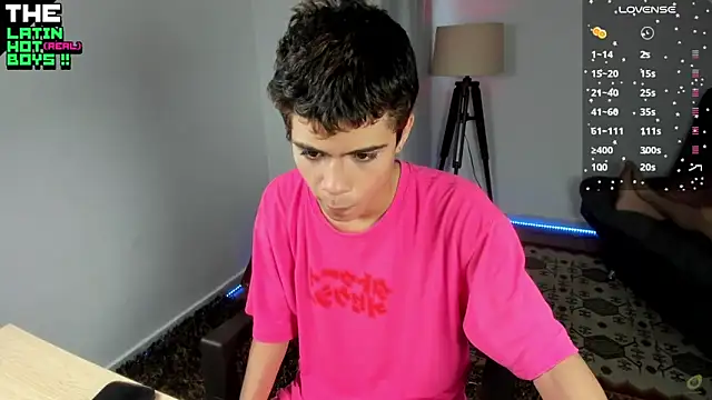 Snapshot of MyLatinHotBoys chatting on December 2024 04:49:02 PM MyLatinHotBoys online show from December 2024 04:49:02 PM