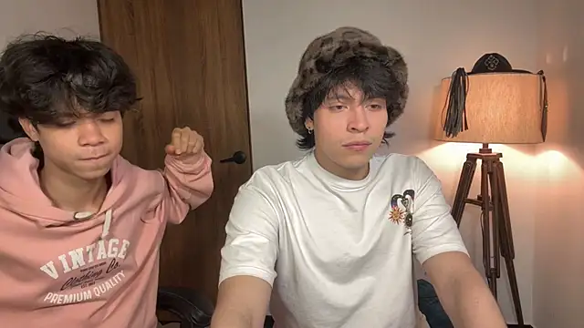 Snapshot of MyLatinHotBoys chatting on April 2026 09:42:02 PM MyLatinHotBoys online show from April 2026 09:42:02 PM