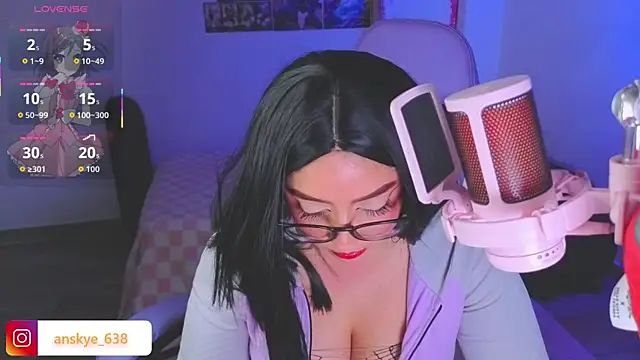 Snapshot of AnngelaSkye chatting on April 2026 07:36:02 AM AnngelaSkye online show from April 2026 07:36:02 AM