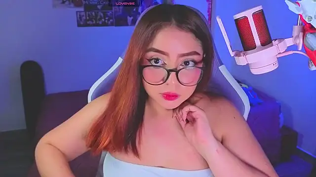 Snapshot of AnngelaSkye chatting on April 2026 08:15:02 AM AnngelaSkye online show from April 2026 08:15:02 AM