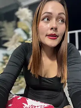 Miss-Abbii online show from December 2024 11:09:01 PM