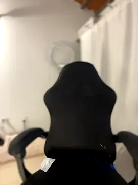 Miss-Abbii online show from October 2025 09:06:01 PM