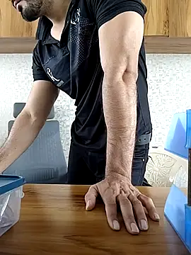 Snapshot of indianguy89 chatting on April 2026 05:49:02 AM indianguy89 online show from April 2026 05:49:02 AM