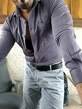 Snapshot of indianguy89 chatting on April 2026 06:20:02 AM indianguy89 online show from April 2026 06:20:02 AM