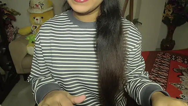 Snapshot of Most-Beautiful-Queen chatting on December 2024 06:16:01 PM Most-Beautiful-Queen online show from December 2024 06:16:01 PM