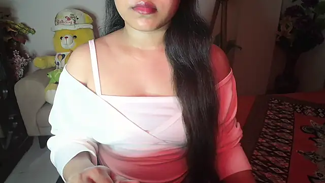 Snapshot of Most-Beautiful-Queen chatting on December 2024 06:52:01 PM Most-Beautiful-Queen online show from December 2024 06:52:01 PM