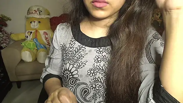 Snapshot of Most-Beautiful-Queen chatting on January 2025 07:00:02 PM Most-Beautiful-Queen online show from January 2025 07:00:02 PM