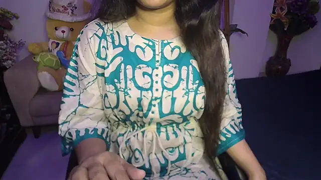 Snapshot of Most-Beautiful-Queen chatting on January 2025 10:17:02 PM Most-Beautiful-Queen online show from January 2025 10:17:02 PM