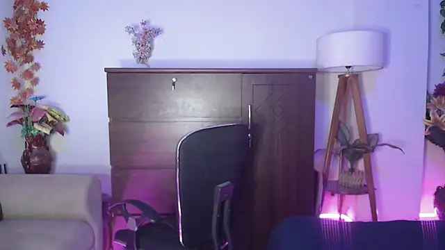 Snapshot of Most-Beautiful-Queen chatting on February 2025 12:21:02 AM Most-Beautiful-Queen online show from February 2025 12:21:02 AM