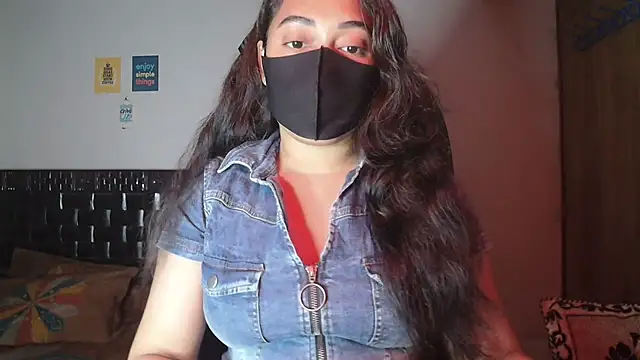 Snapshot of Most-Beautiful-Queen chatting on October 2025 06:09:01 PM Most-Beautiful-Queen online show from October 2025 06:09:01 PM