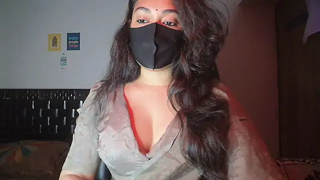 Snapshot of Most-Beautiful-Queen chatting on November 2025 07:05:01 PM Most-Beautiful-Queen online show from November 2025 07:05:01 PM