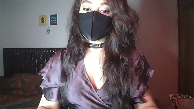 Snapshot of Most-Beautiful-Queen chatting on November 2025 07:43:01 PM Most-Beautiful-Queen online show from November 2025 07:43:01 PM