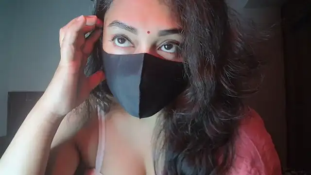 Snapshot of Most-Beautiful-Queen chatting on November 2025 07:23:02 PM Most-Beautiful-Queen online show from November 2025 07:23:02 PM