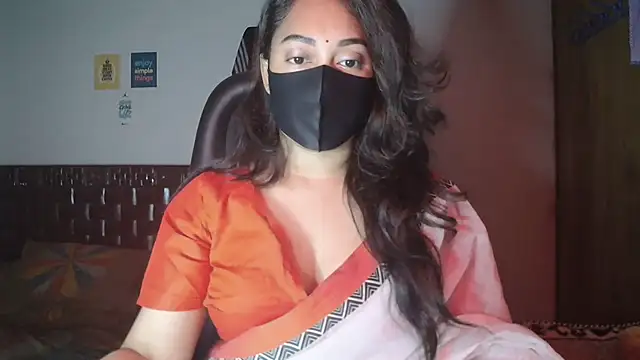 Snapshot of Most-Beautiful-Queen chatting on November 2025 07:24:02 PM Most-Beautiful-Queen online show from November 2025 07:24:02 PM