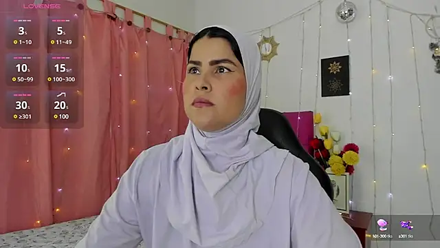 AishaAmin  online show from January 2025 12:11:02 PM