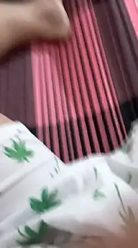 Snapshot of maikinhopL chatting on January 2025 04:05:01 AM maikinhopL online show from January 2025 04:05:01 AM