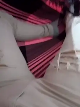 Snapshot of maikinhopL chatting on January 2025 03:48:02 AM maikinhopL online show from January 2025 03:48:02 AM