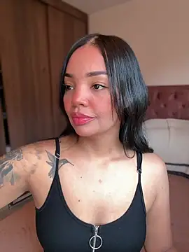 Sara LipsX online show from June 2026 10:36:02 PM