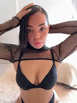 Sara LipsX online show from July 2026 07:49:02 PM