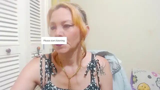 Snapshot of electra-mommy chatting on September 2025 03:06:02 AM electra-mommy online show from September 2025 03:06:02 AM