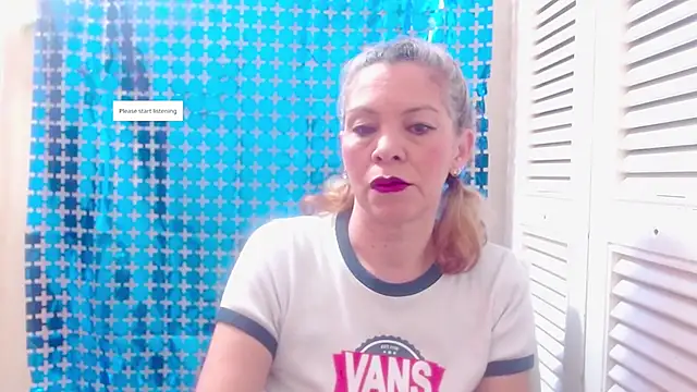 Snapshot of electra-mommy chatting on November 2025 12:05:02 PM electra-mommy online show from November 2025 12:05:02 PM