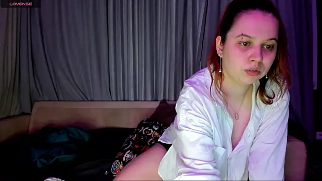 Snapshot of U_Wet_dreamS chatting on December 2024 04:26:01 PM U Wet dreamS online show from December 2024 04:26:01 PM