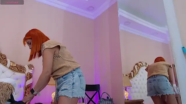 AdelinaVans online show from October 2025 11:07:02 AM