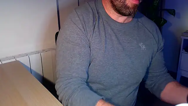 Snapshot of Mr_Beef chatting on January 2025 04:48:01 PM Mr Beef online show from January 2025 04:48:01 PM